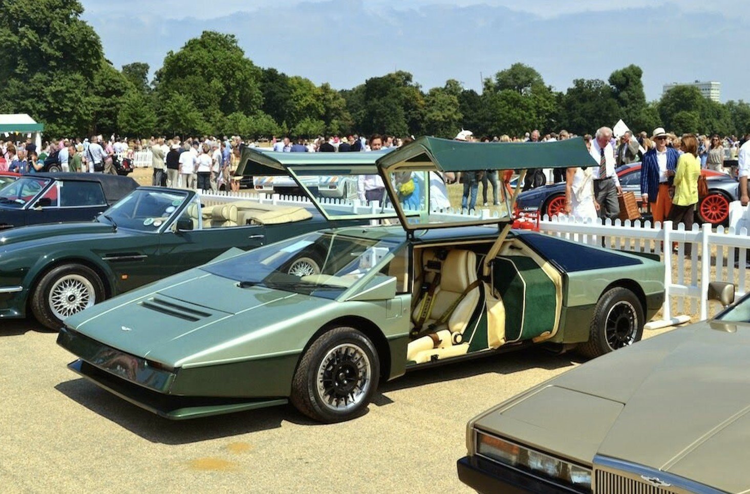 Aston Martin Bulldog 1979