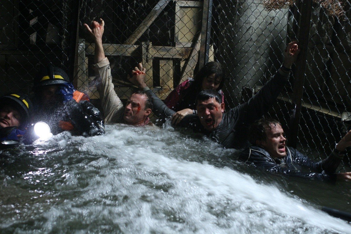 крушение фильм 2023. трейлер про катастрофы. трейлер про катастрофы. трейлер про катастрофы. метро фильм 2013.