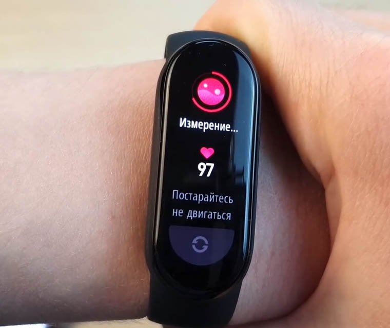 Версии фитнес-браслета Xiaomi Mi Band 6, работает ли NFC, как отличить подделку Рис. 11