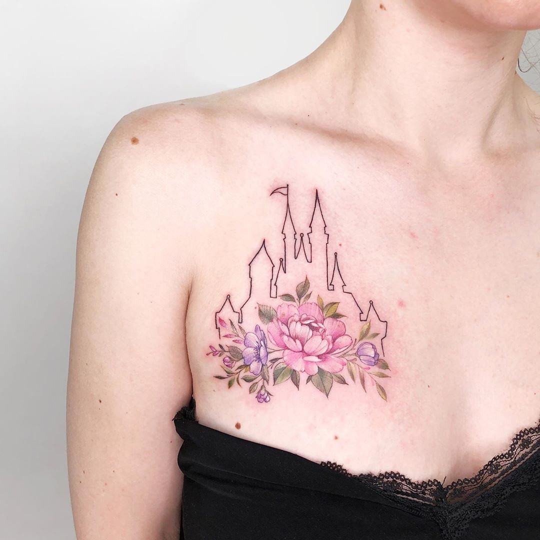 Татуировки на груди женские Муми троль