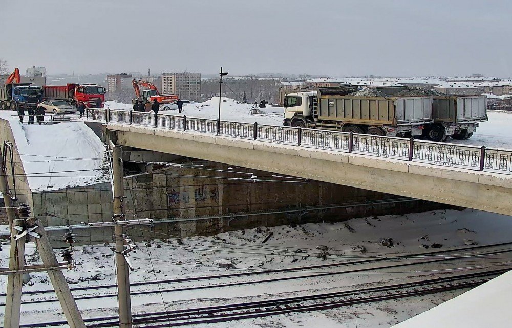 Строительство моста на циолковского