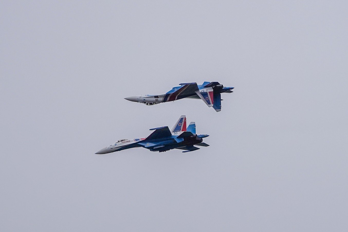 Тренировка витязей в барнауле. Тренировка витязей в барнауле. Тренировка витязей в барнауле. Витязи кубинка. Су 27 витязи.