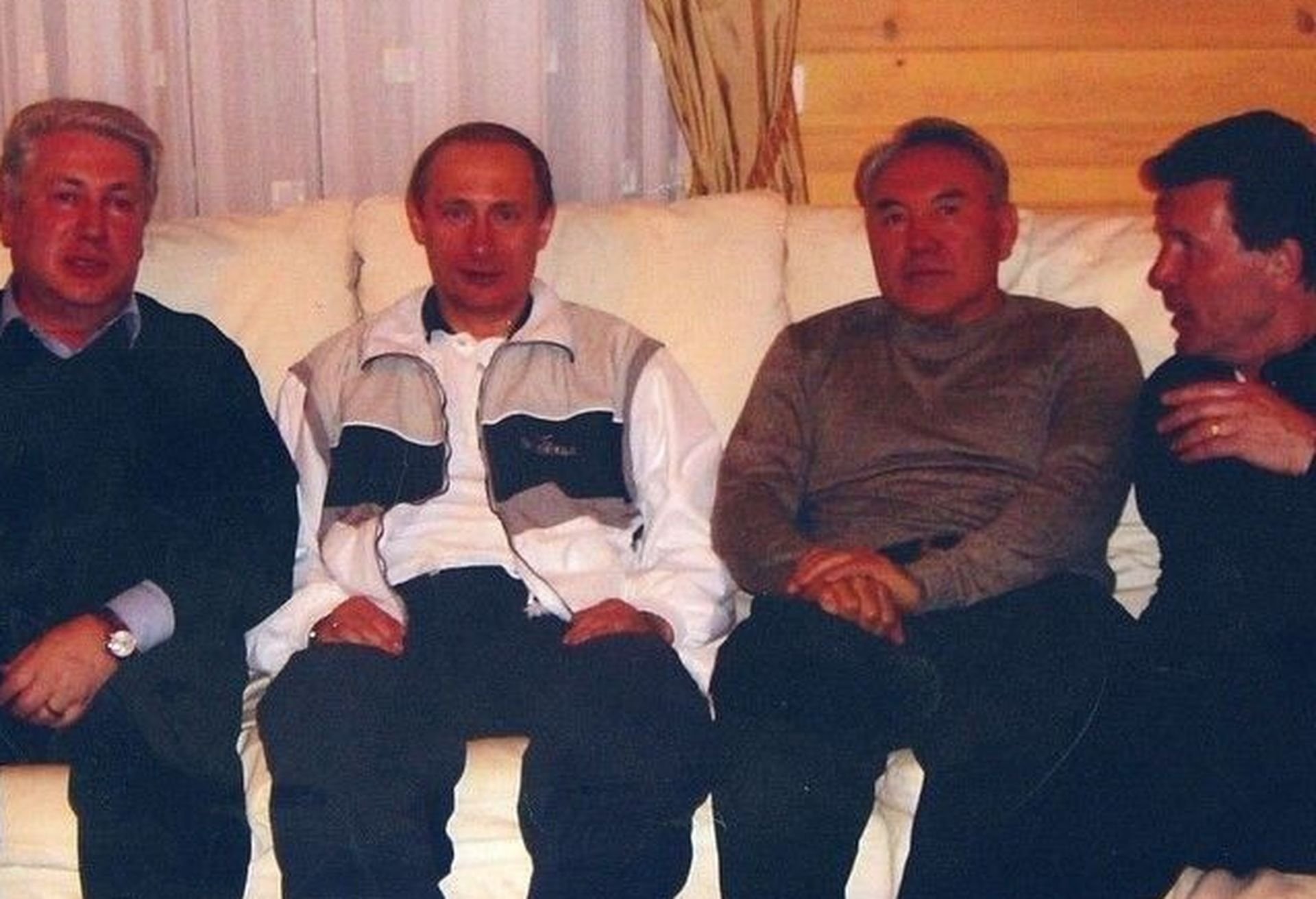 Фото Путина с авторитетами
