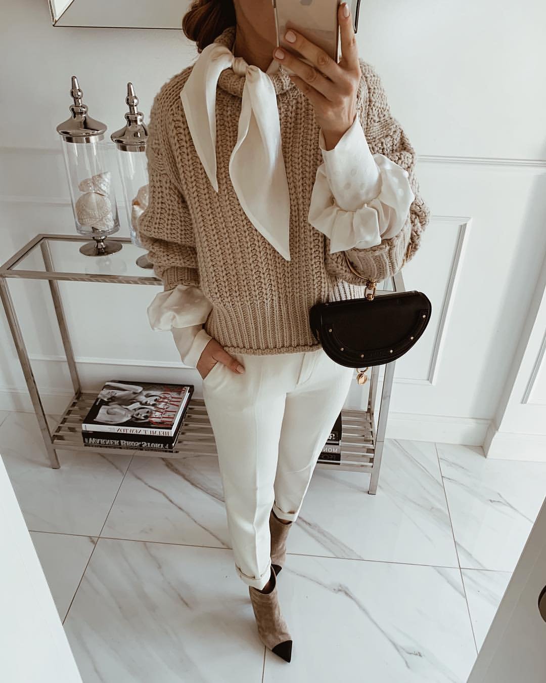 Белый свитер женский с чем носить