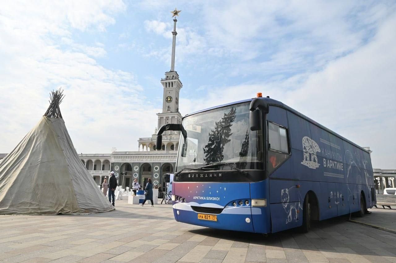 Музей автобусов. Современные автобусы. Необычные автобусы. Самый новый автобус. Музей автобусов в Москве.