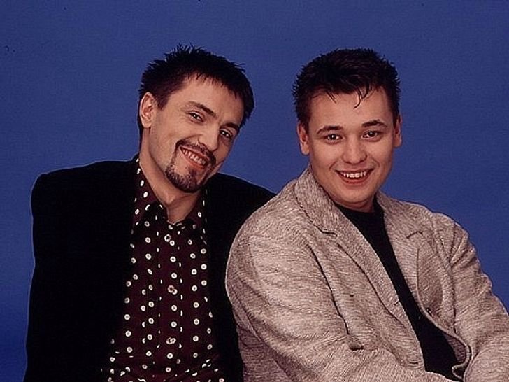 Фотки руки вверх. Руки вверх Сергей Жуков 90е. Группа руки вверх 1995. Руки вверх группа 90. Сергей Жуков в 90-х.