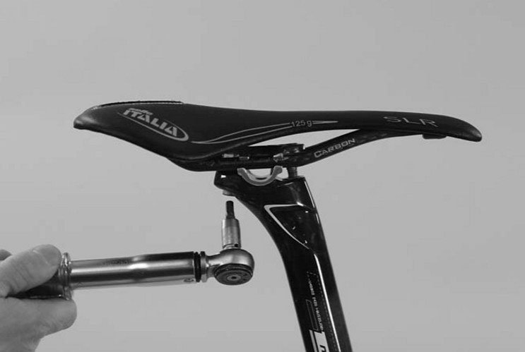 Сиденья на скоростной велосипед. Пружина седла gf. Крепеж для седла велосипеда. Седло haro велосипедное. Как установить седло на велосипед.