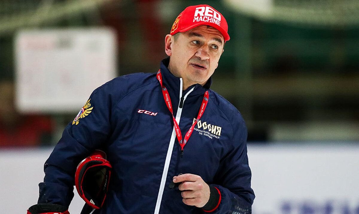 Хоккей новый тренер. Брагин тренер сборной России по хоккею.