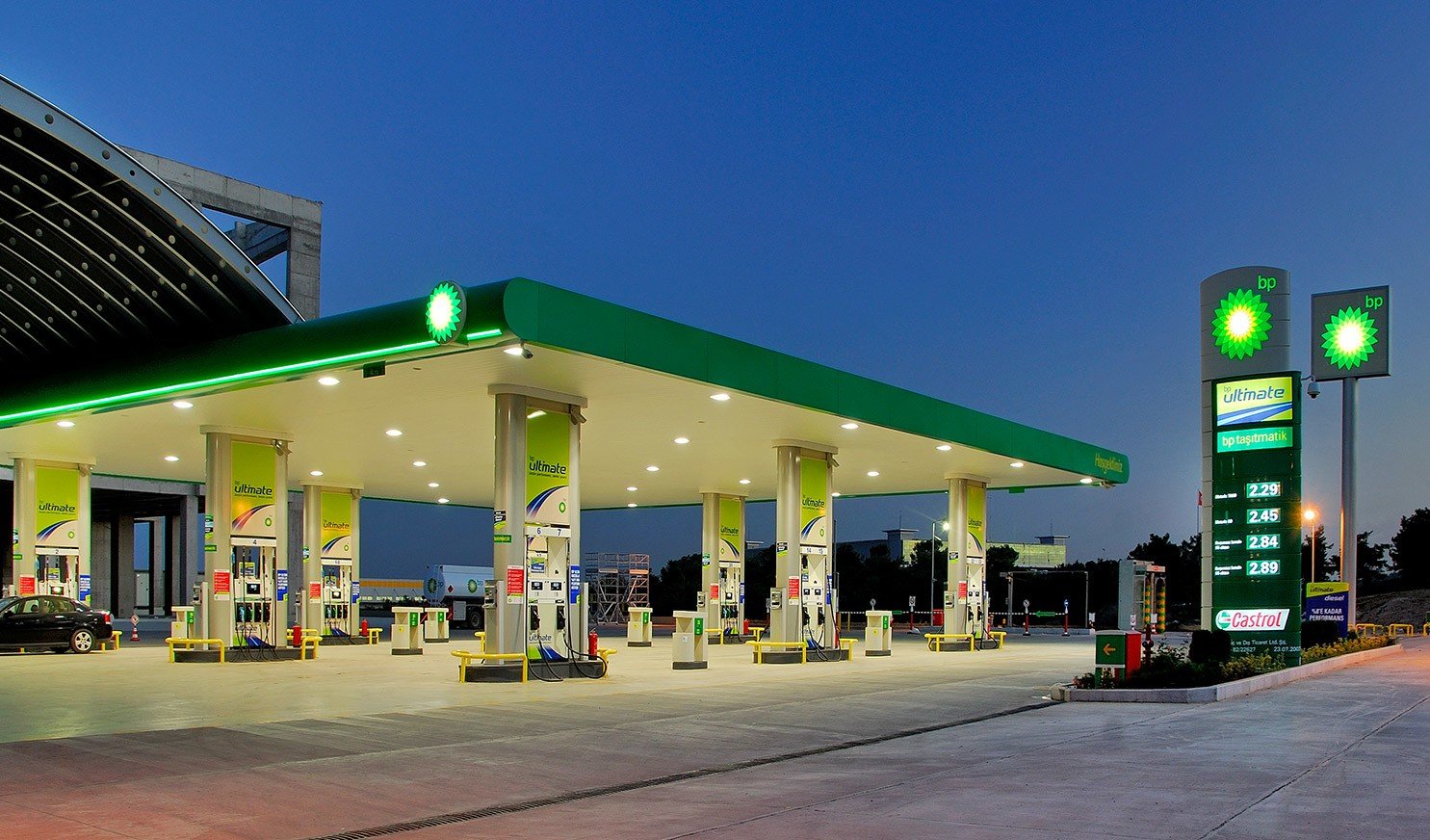 Бензозаправка. Азс автозаправка станция газпром. Стационарная азс. Petrol gas station. Автозаправочная станция.