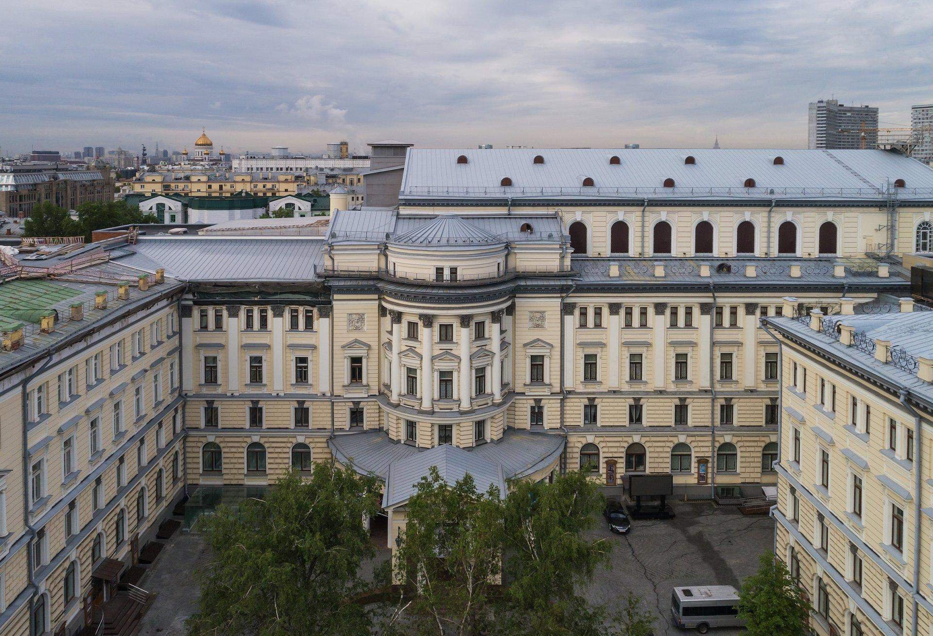 Фото консерватории в москве