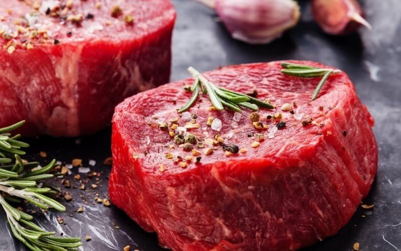 Пост мясо. Мясо. Свежее мясо. Мясо говядина красиво. Мясо и рыба.