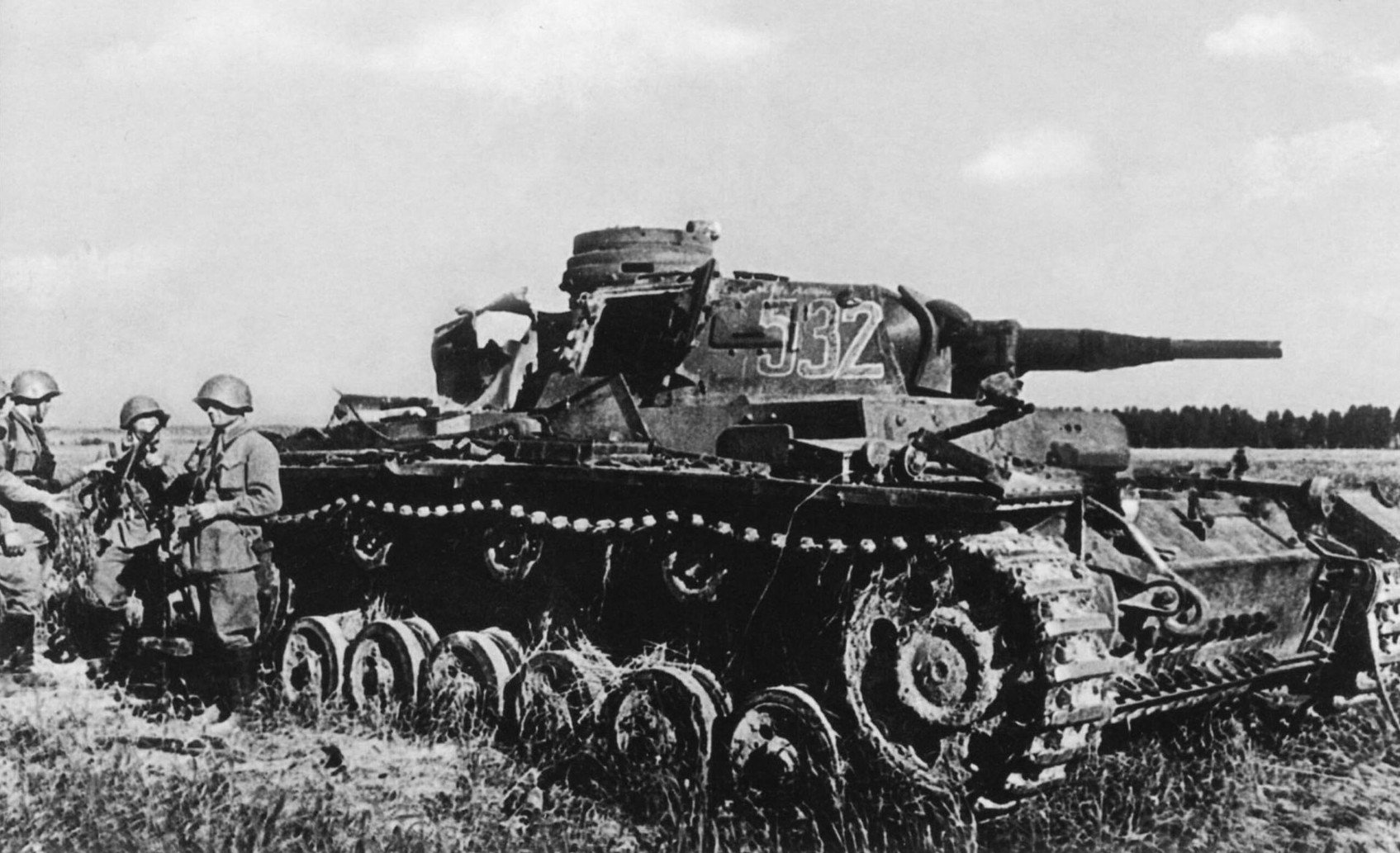 3 дивизия вермахта. PZ III 1941. 3 Танковая дивизия вермахта. Немецкий танк т-3 1941. Немецкие танки 1941.