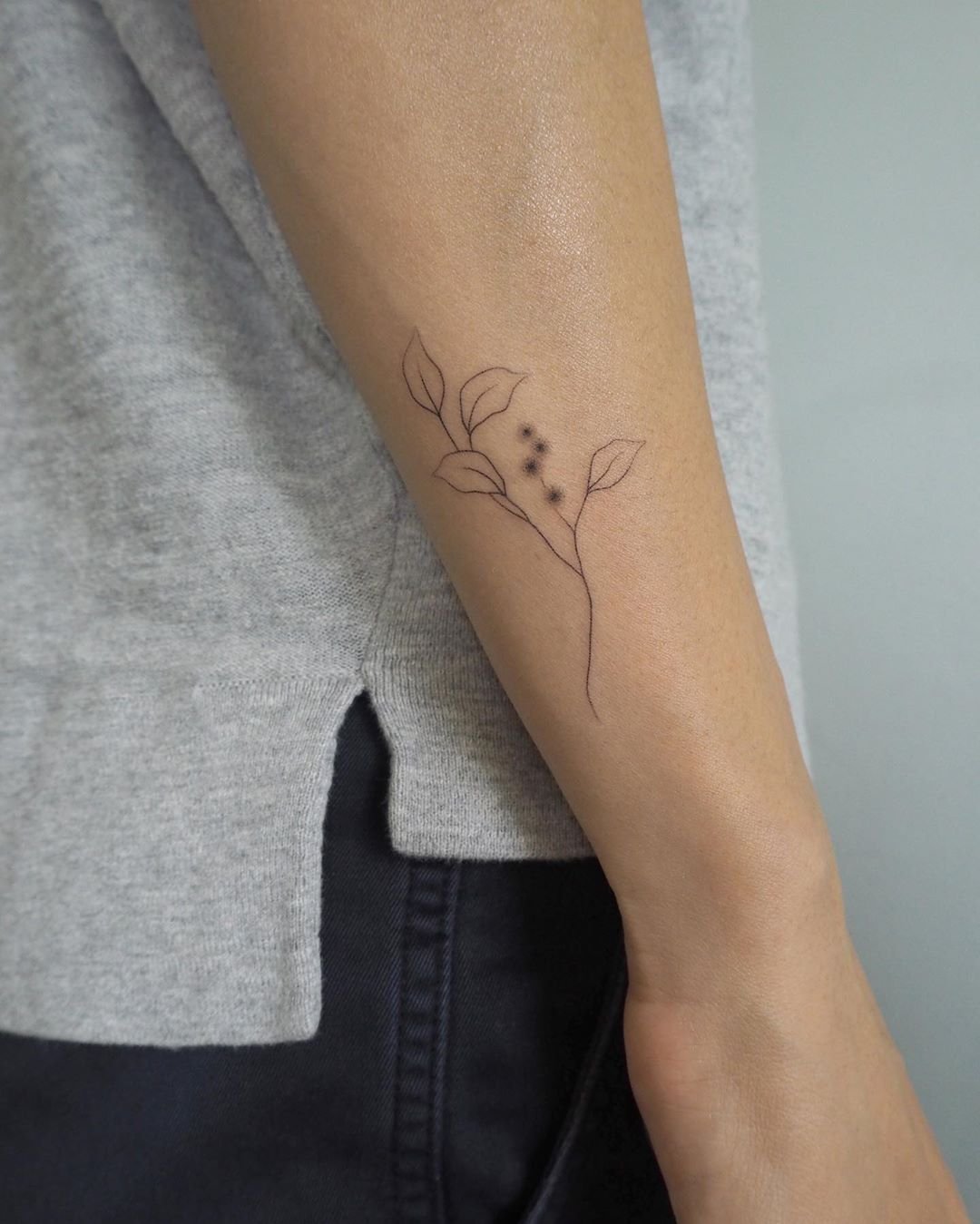 Изящные Татуировки для девушек на руке
