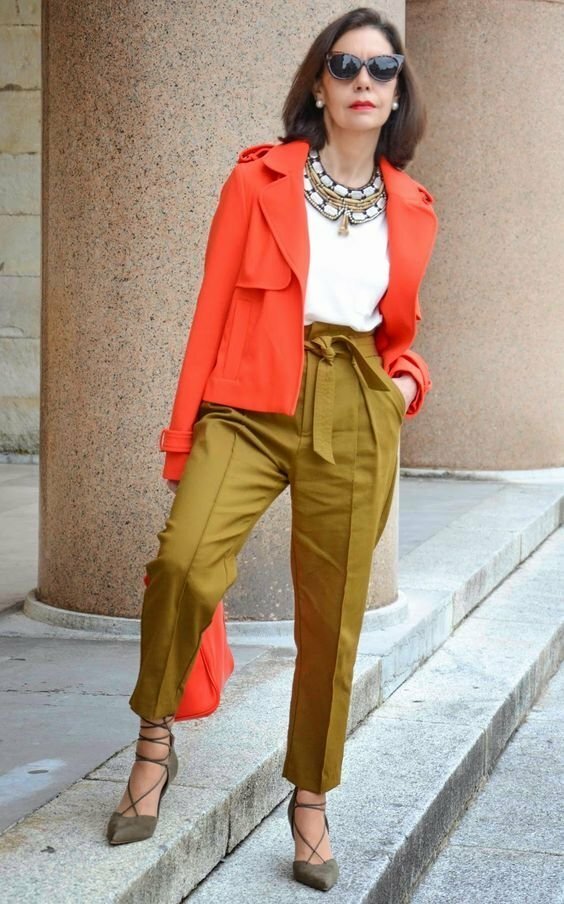 брюки для полных женщин после 50. стильные брюки для женщин за 50 лет. брюки для женщин 50 лет. брюки для женщин 40 лет. модные брюки для женщин 50+.