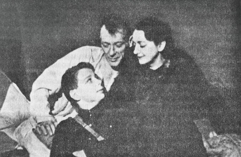 Михаил и Елена Булгаковы, Сережа Шиловский, 1940 (во время болезни)