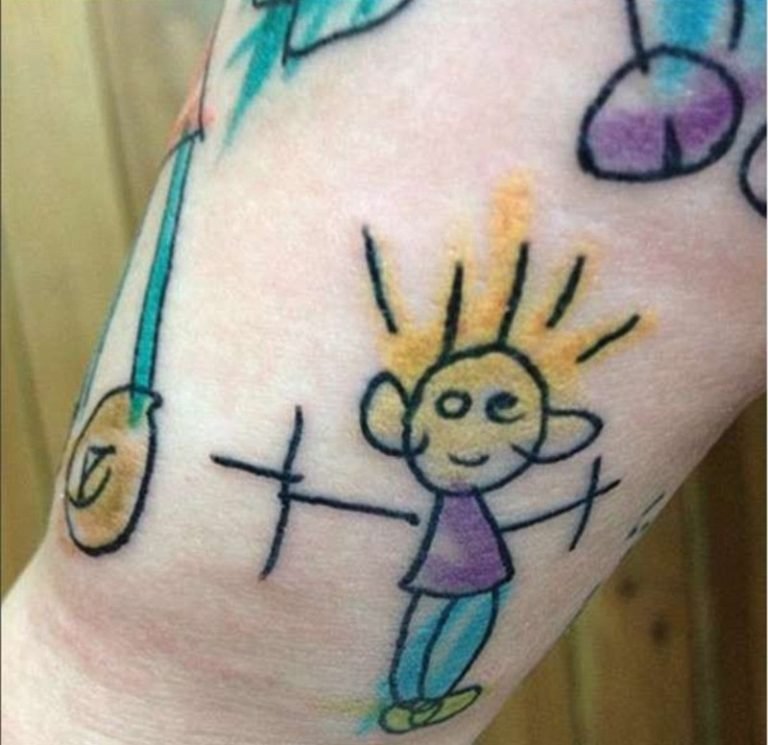 Татуировки с детскими рисунками